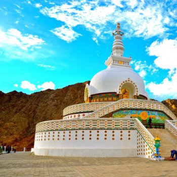 Ladakh tour from Srinagar Kashmir